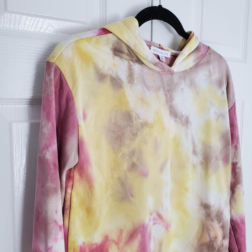 Socialite Tie Dye Printed Pullover Hoodie